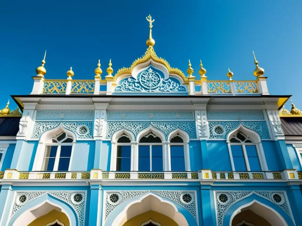 Detallada influencia islámica en arquitectura báltica en el impresionante exterior del Palacio Kadriorg, resaltando su belleza en alta definición