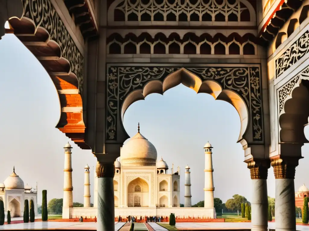 Detalles arquitectónicos del Taj Mahal, reflejando la maestría de los mogoles conquistadores del arte islámico