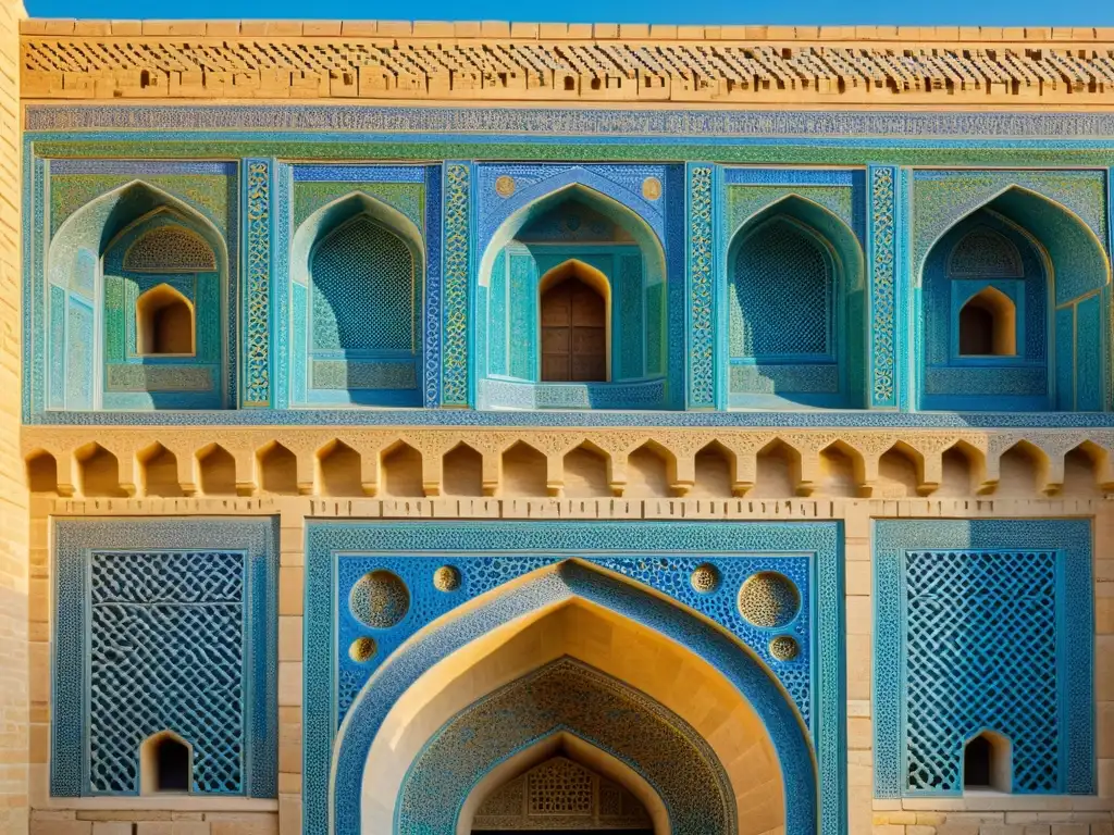 Influencia de la Dinastía Samánida: Imagen impactante del ornamento del Mausoleo Samanid en Bukhara, Uzbekistán, bajo cielo azul