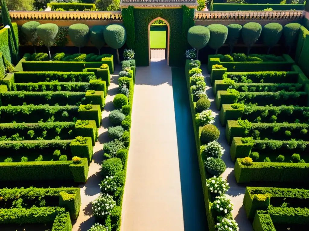 Vista aérea de Los Jardines del Alcázar de Sevilla, con geometría sagrada en sus patrones y exuberante vegetación